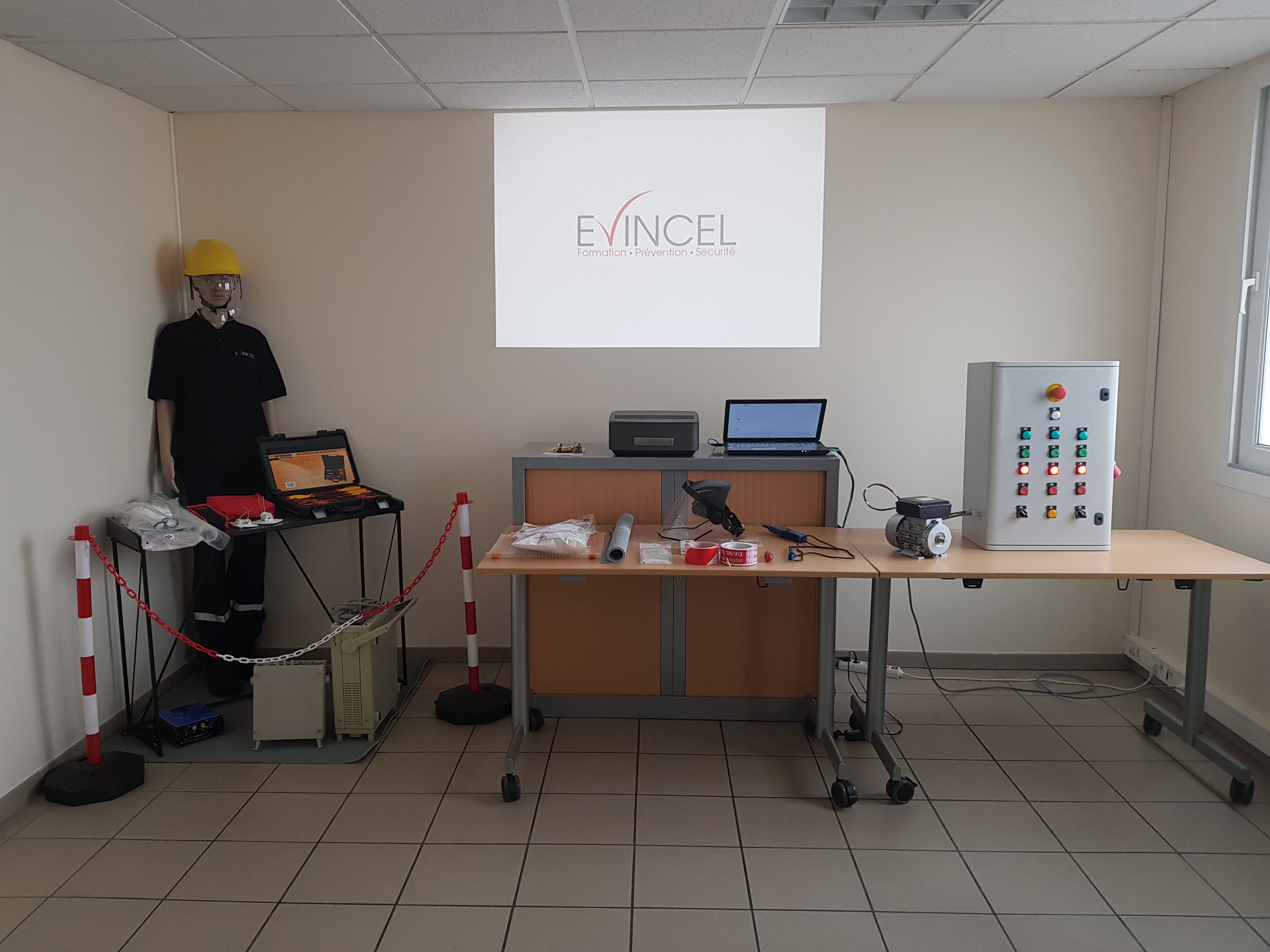 Formation Habilitation Électrique H0V B0 Executant (distanciel)